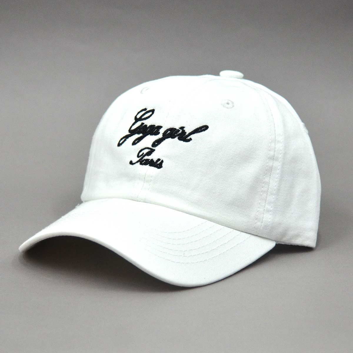 Gorra bordada para mujer