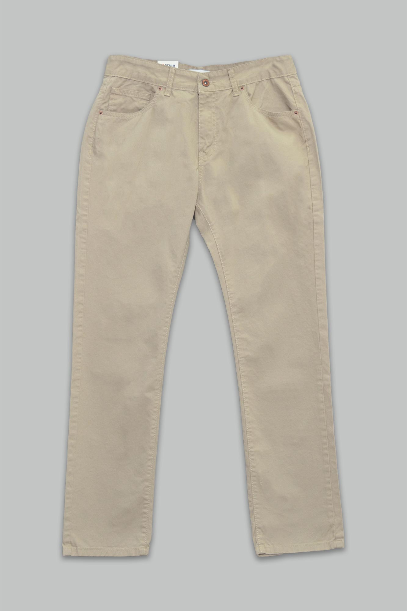 Pantalón Gabardina corte recto para hombre.